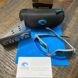 Costa Tuna Alley polarized sunglasses